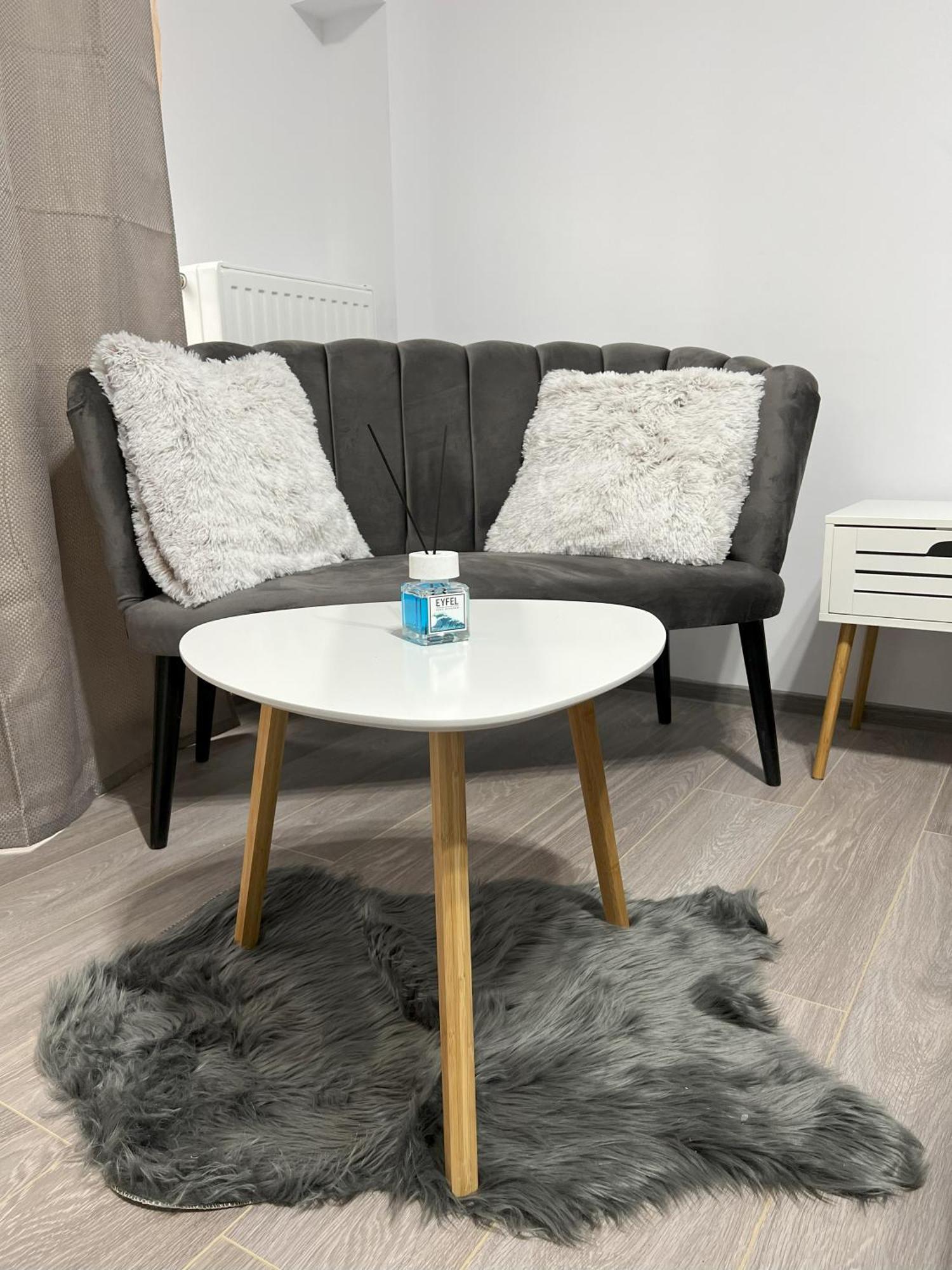 Refined Studio Haven At Exigent Plaza - 08 Bucarest Esterno foto